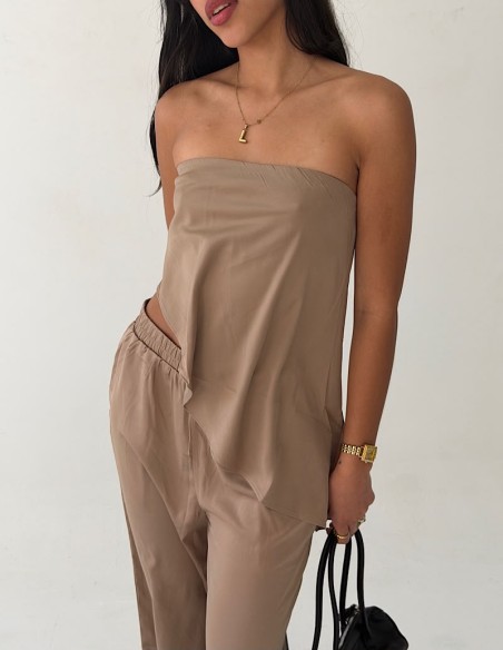 Strapless irregular saten